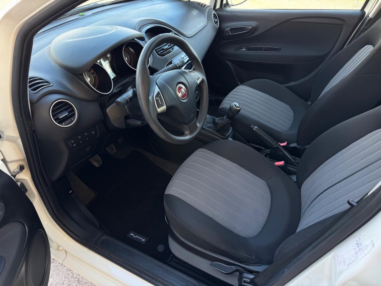 Fiat Punto 1.3 MJT II S&S 95 CV 5 porte Street