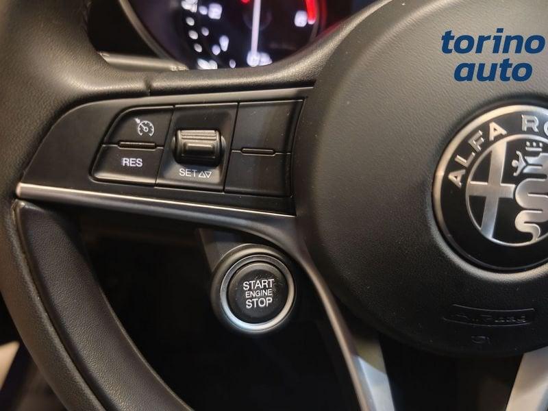 Alfa Romeo Giulia Giulia 2.2 Turbodiesel 180 CV AT8 Super