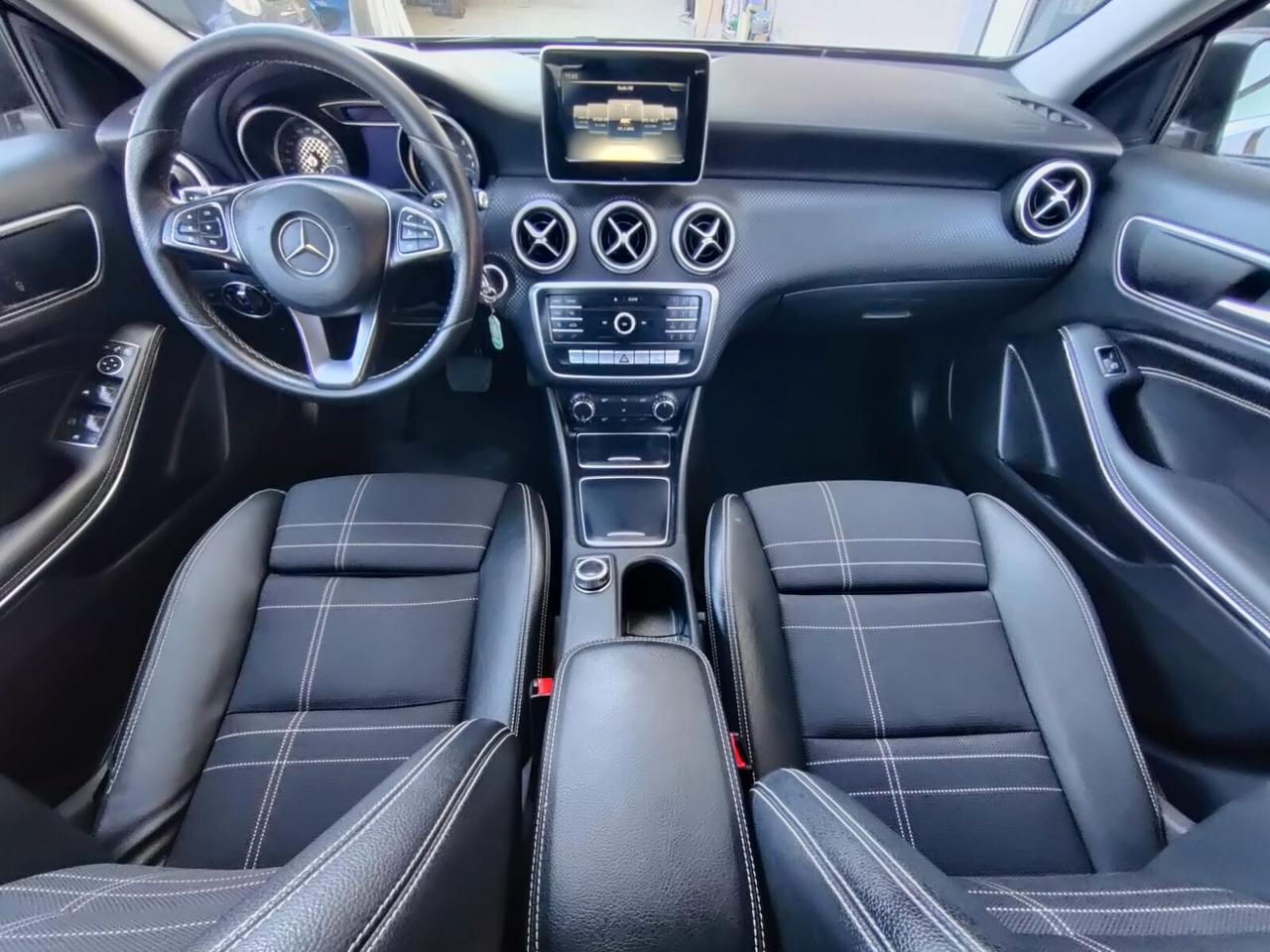 Mercedes-benz A 180 d Automatic Business