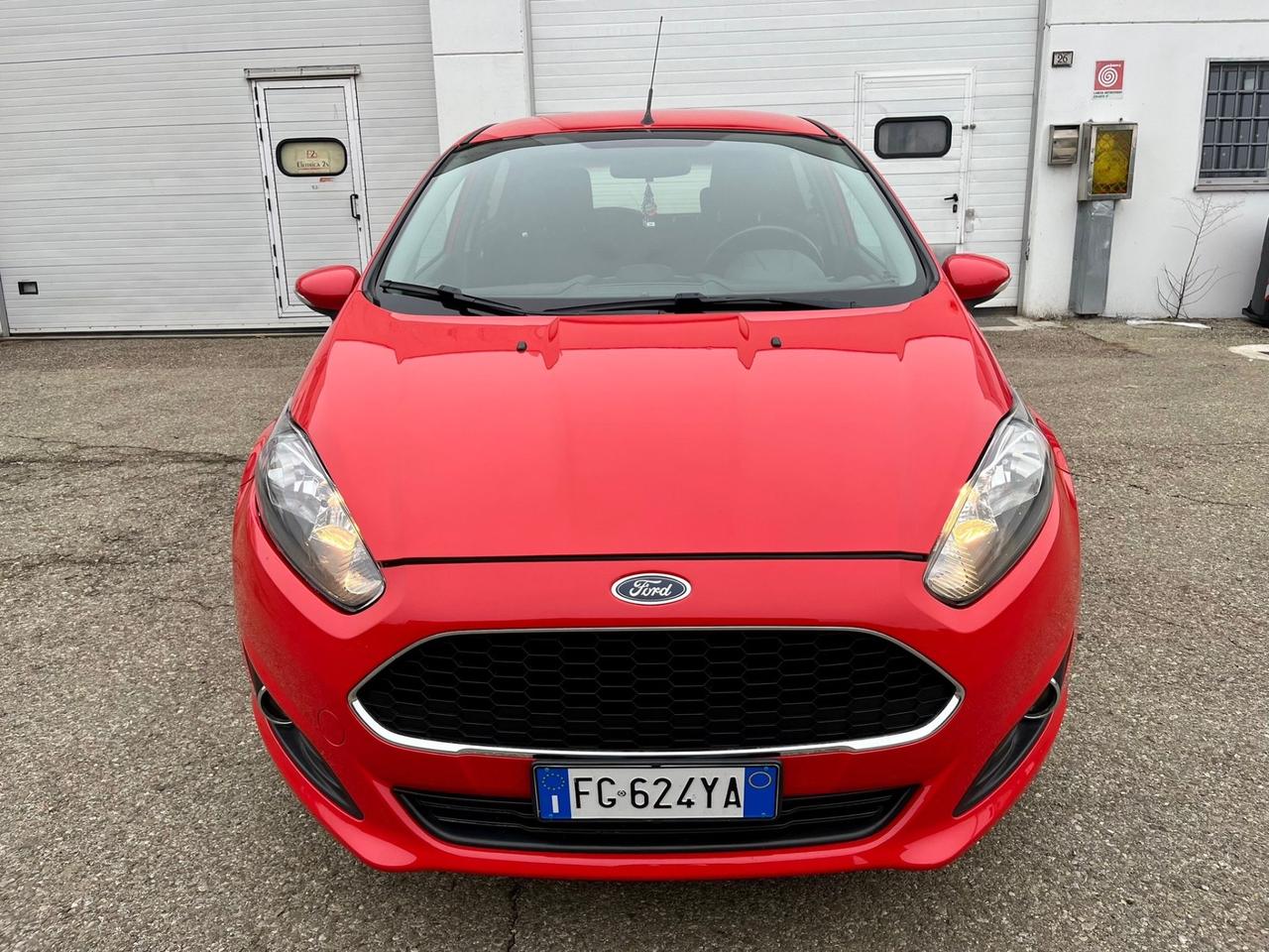 Ford Fiesta 1.2benz 2017 139.000km perfetta per neopatentati