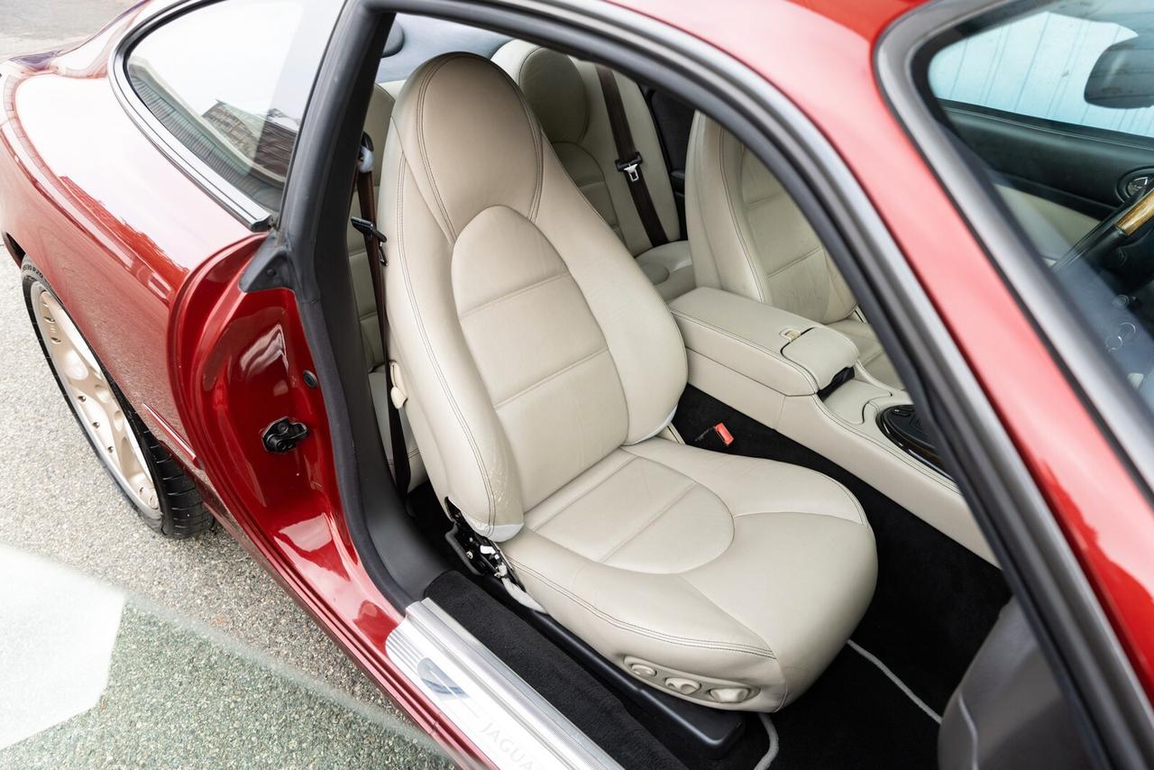 Jaguar XK XKR 4.0 Coupé