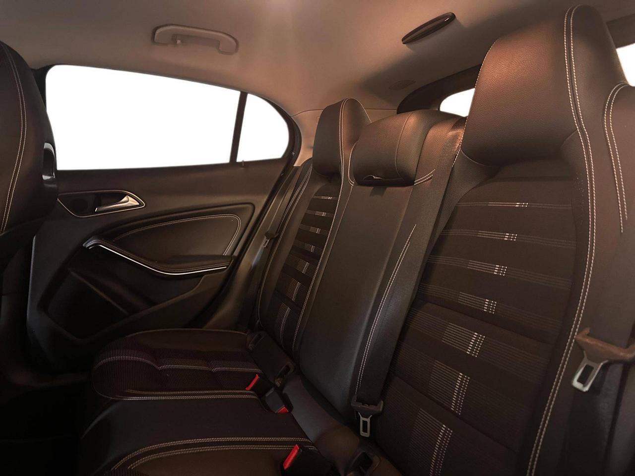 Mercedes GLA 200 d Sport 4matic