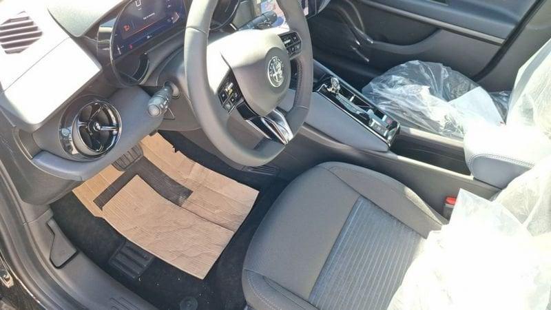 Alfa Romeo Junior 1.2 ibrida 145cv edct6