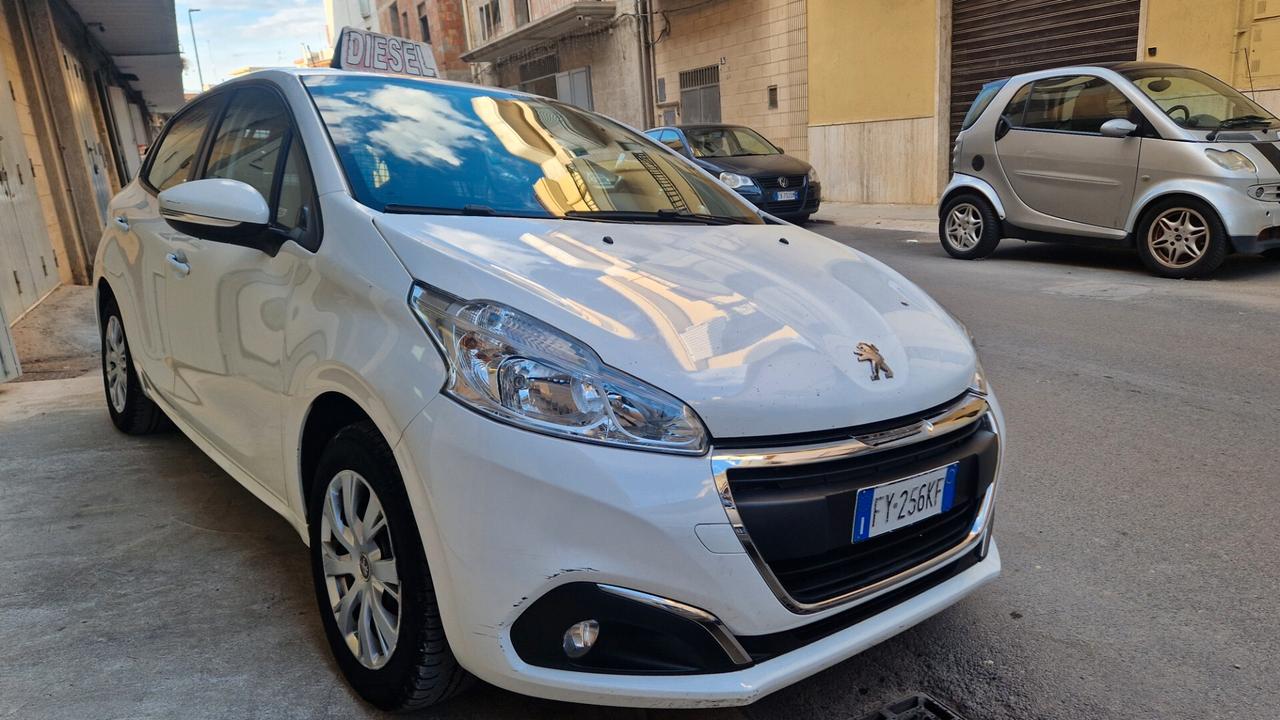 Peugeot 208 BlueHDi 75 5 porte Active