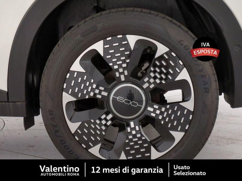FIAT 600 Hybrid 100 CV DCT MHEV La Prima