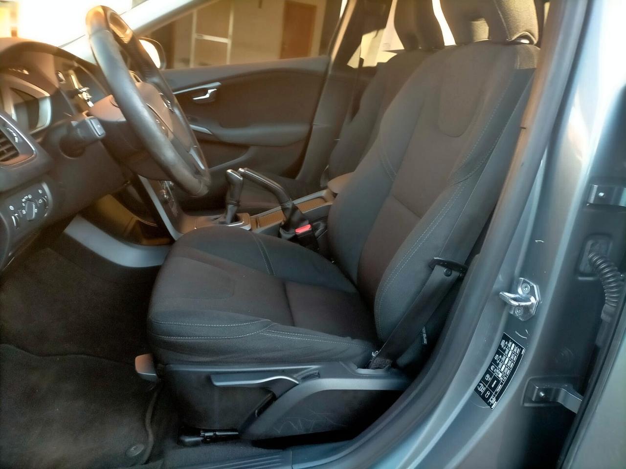 Volvo V40 Cross Country D2 Style Plus