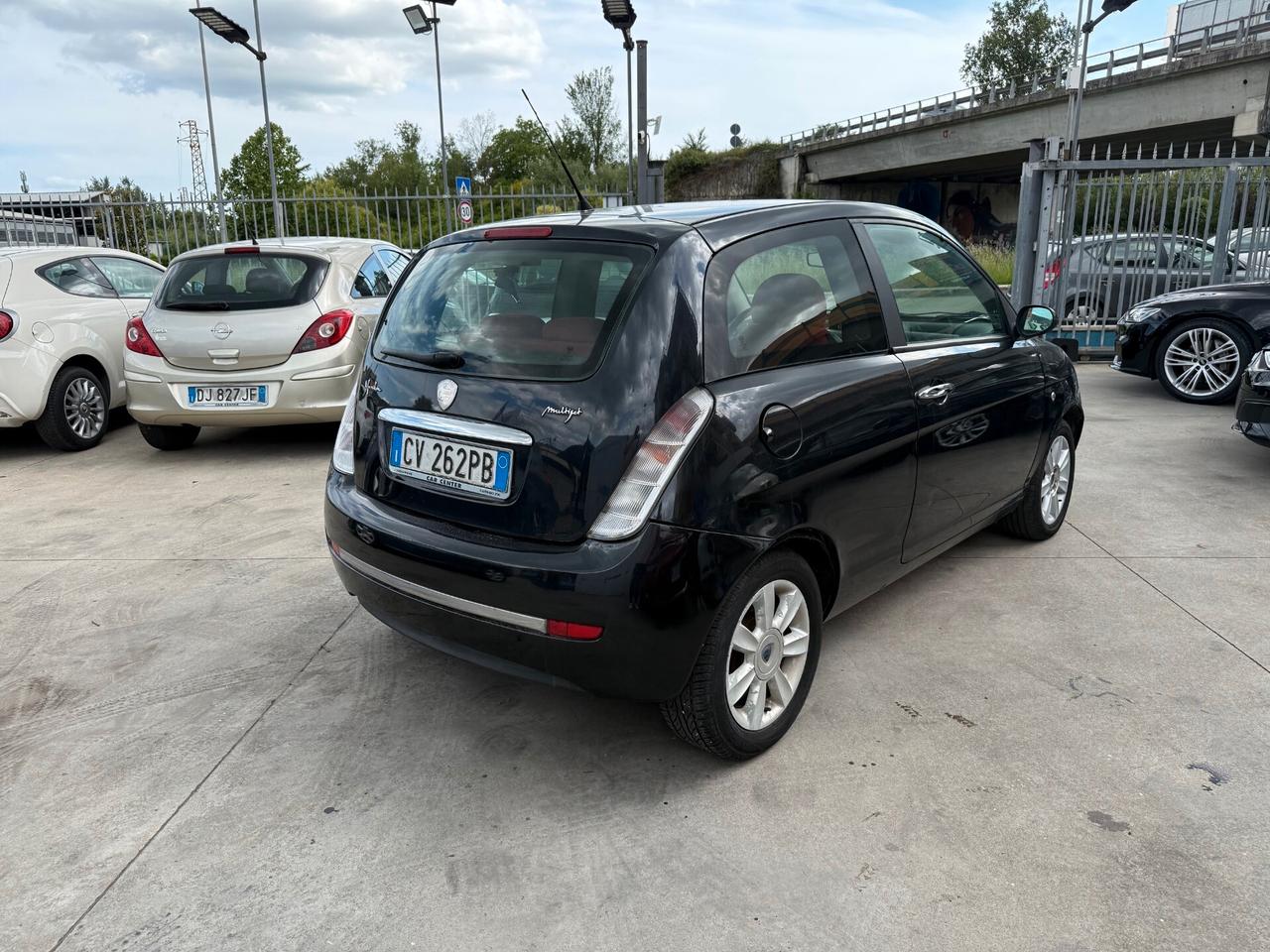 YPSILON 1.3 DIESEL 69CV-170.000KM-CONSUMI IRRISORI