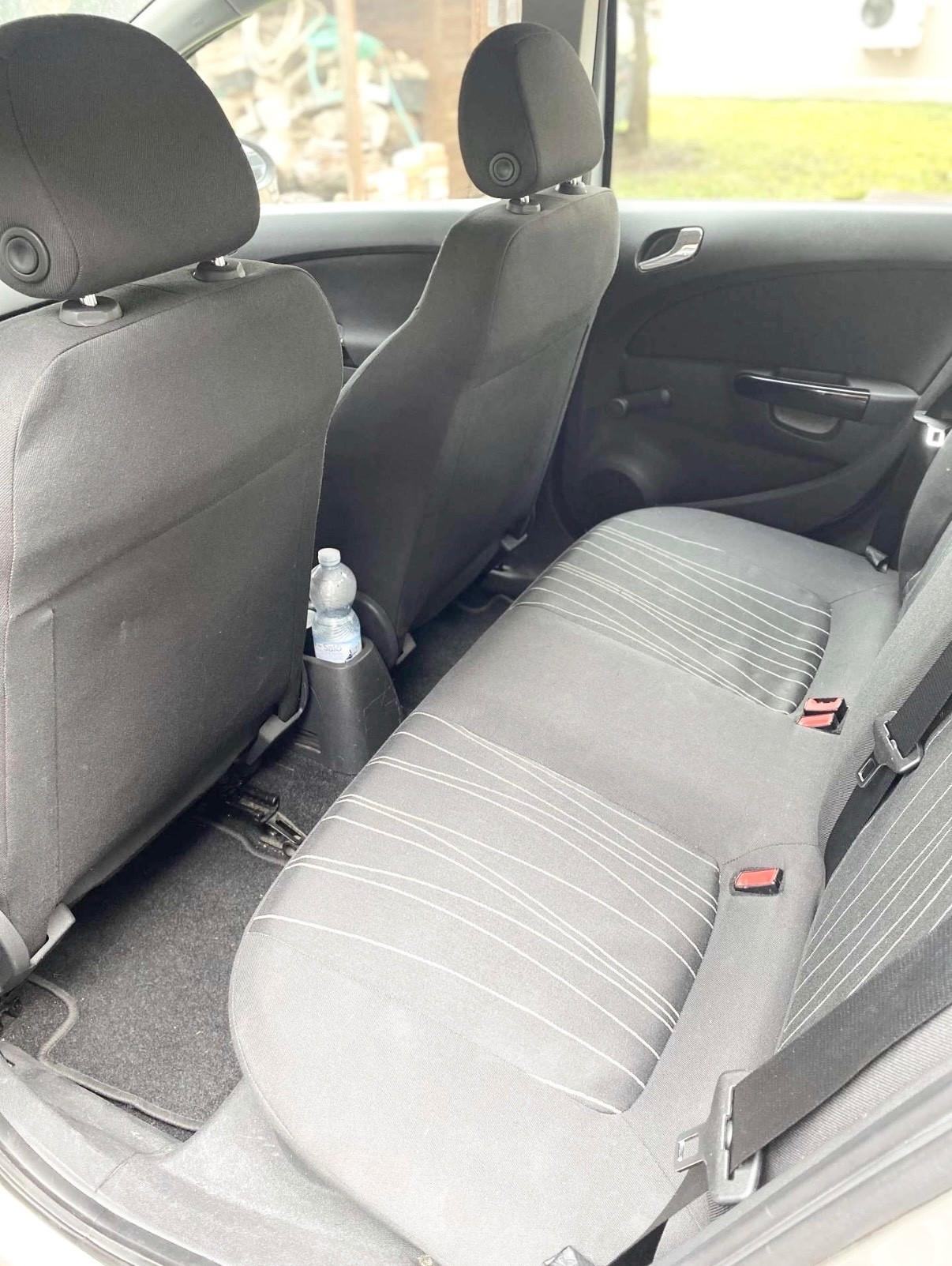 Opel Corsa 1.2 5 porte Cosmo
