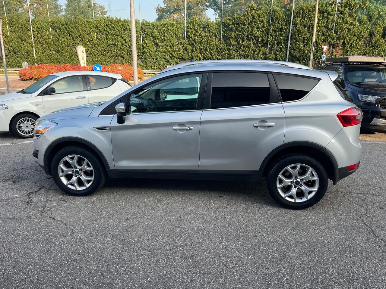 Ford Kuga 2.0 TDCi 163 CV 4WD Titanium DPF/Euro5A con FAP/unico proprietario