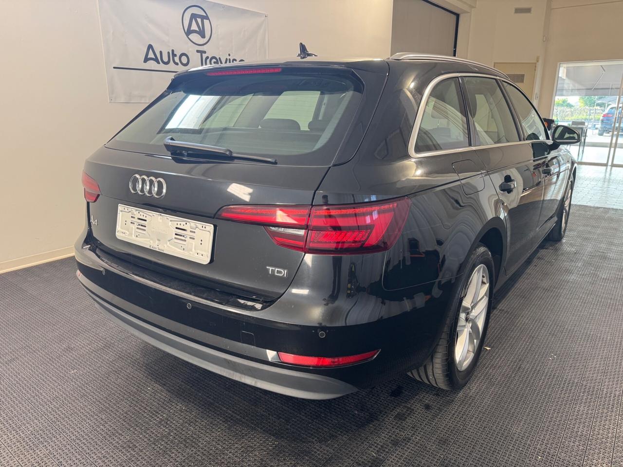 Audi A4 2.0 TDI 150 CV ultra S tronic Sport