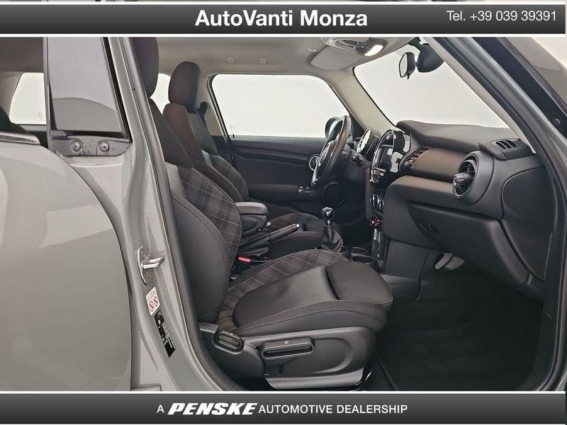 MINI Mini 5 porte Mini 5p 1.5 One Business 102cv