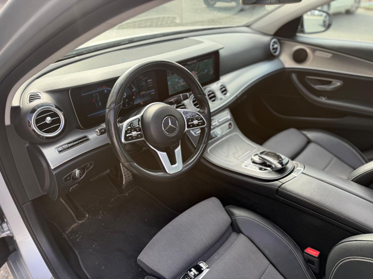 Mercedes-benz E 220 d 4Matic Auto Premium Plus