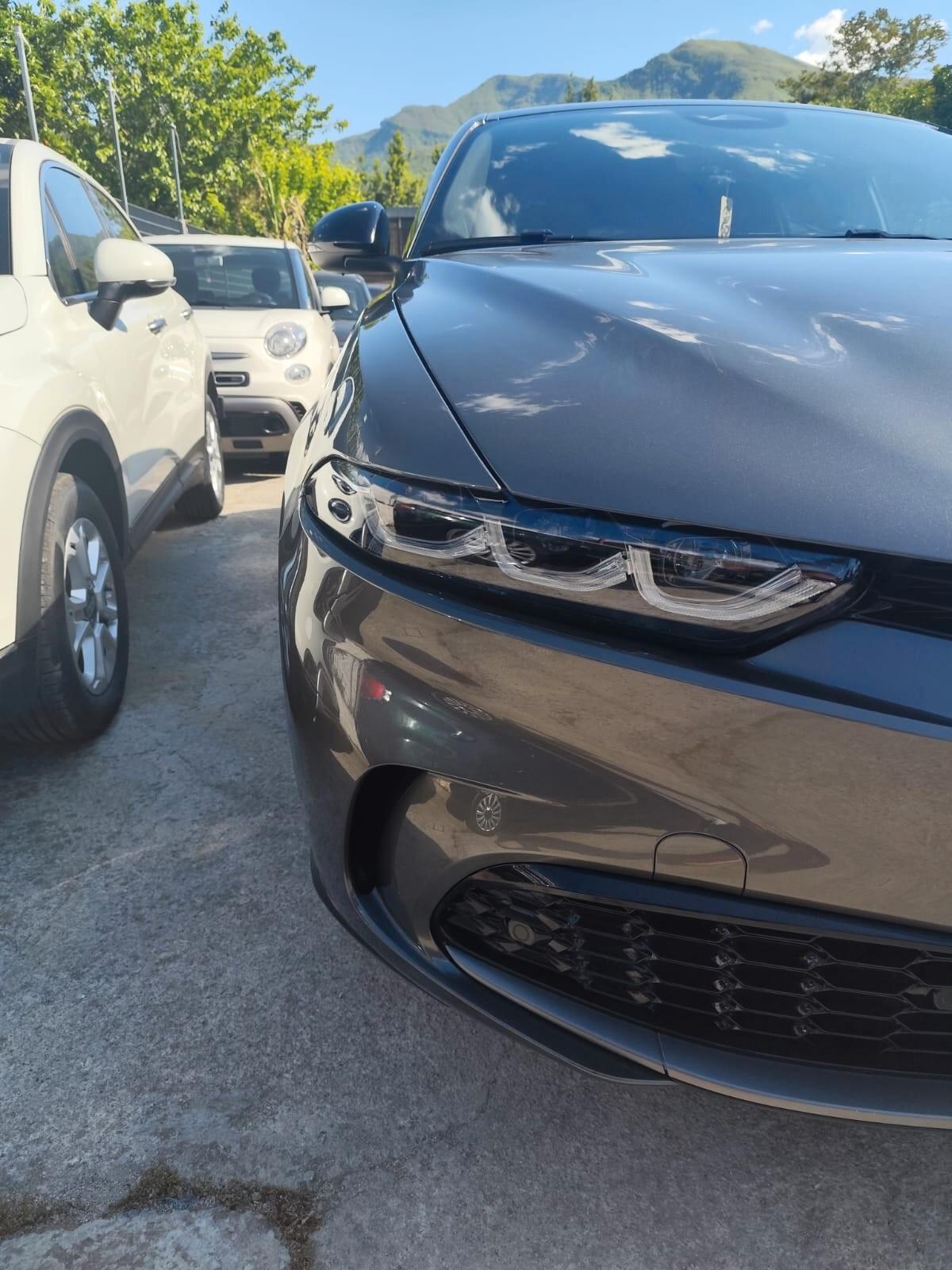 Alfa Romeo Tonale 1.3 280 CV PHEV AT6 Q4 Speciale