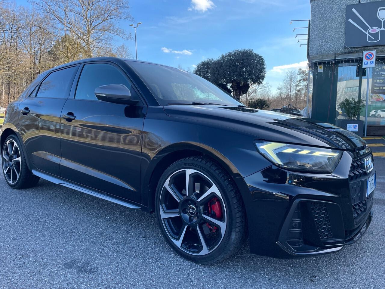 Audi A1 SPB 40 TFSI S tronic line*Automati*Navi*