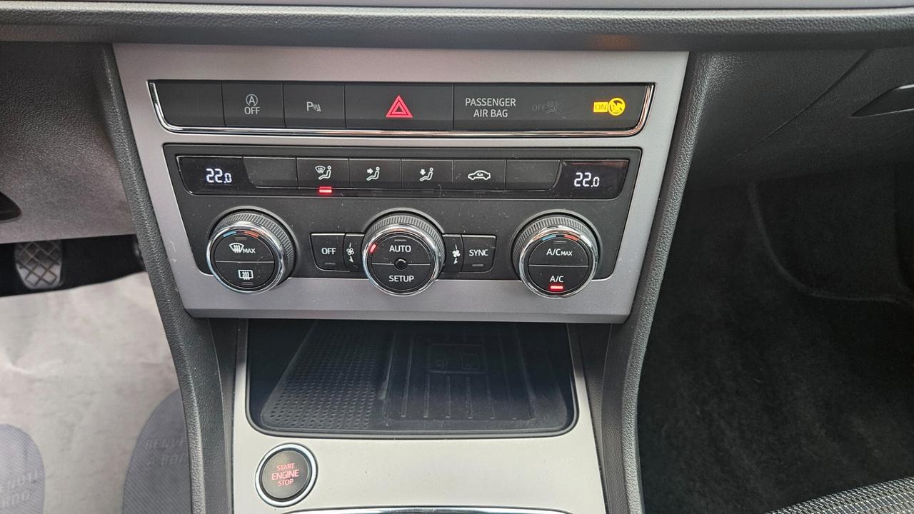 Seat Leon 1.6 tdi Xcellence 115cv ACC-CAM-LED-FULL LINK