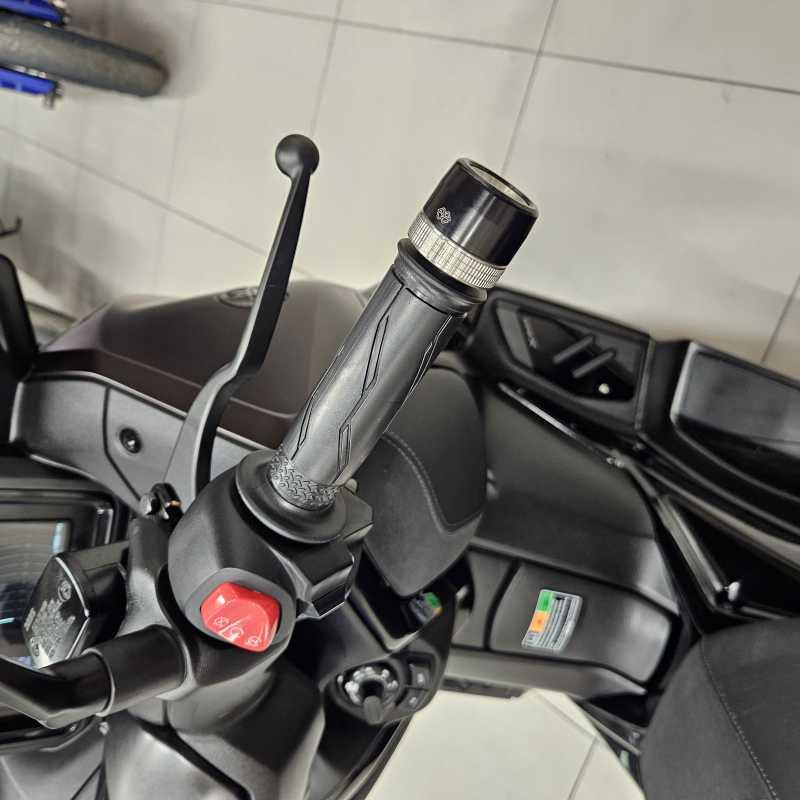 Yamaha X-Max 300 Tech Max - 2025