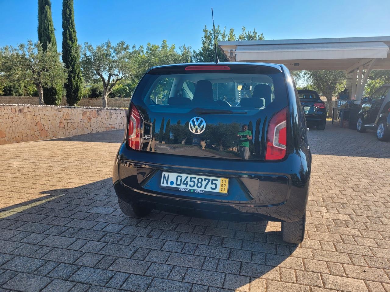 Volkswagen up! 1.0 75 CV 3p. take up!
