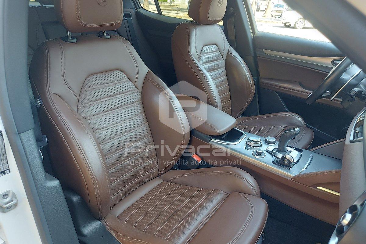 ALFA ROMEO Stelvio 2.0 Turbo 280 CV AT8 Q4 Veloce