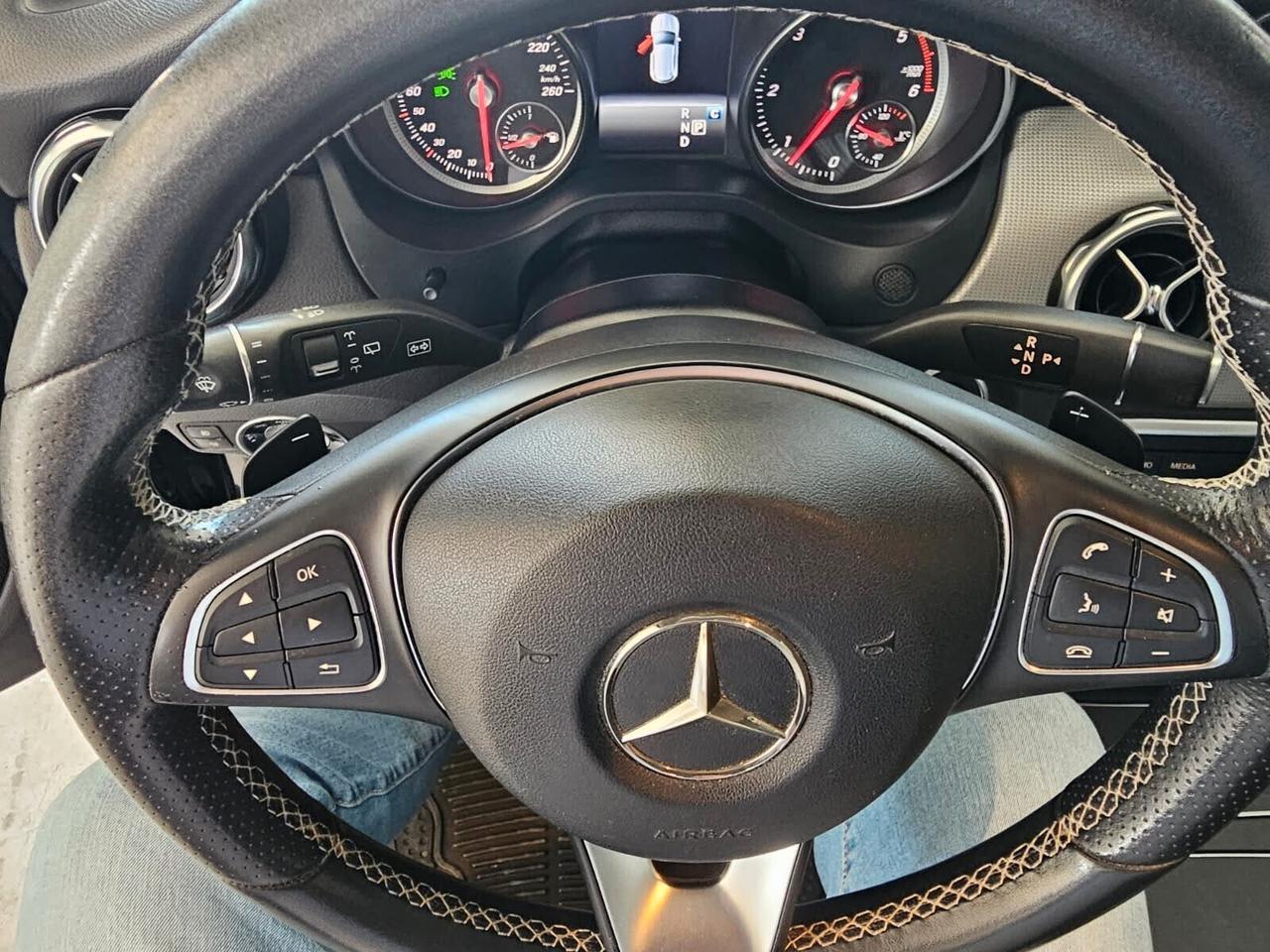 Mercedes-benz GLA 200 d Automatic 4Matic Sport 10/2018