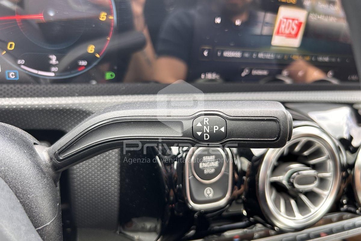 MERCEDES CLA 200 d Automatic Premium