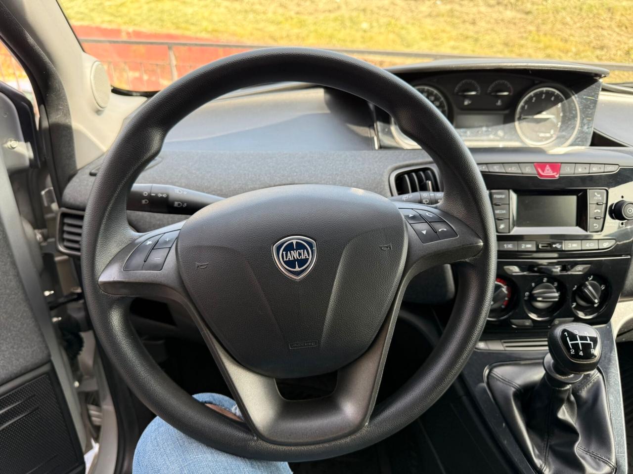 Lancia Ypsilon 1.2 69 CV 5 porte GPL Ecochic Elefantino Blu