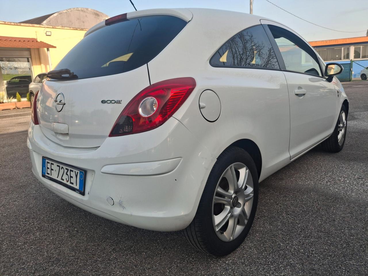 Opel Corsa 1.3 CDTI 75CV.-DIESEL-NEOPATENTATI-