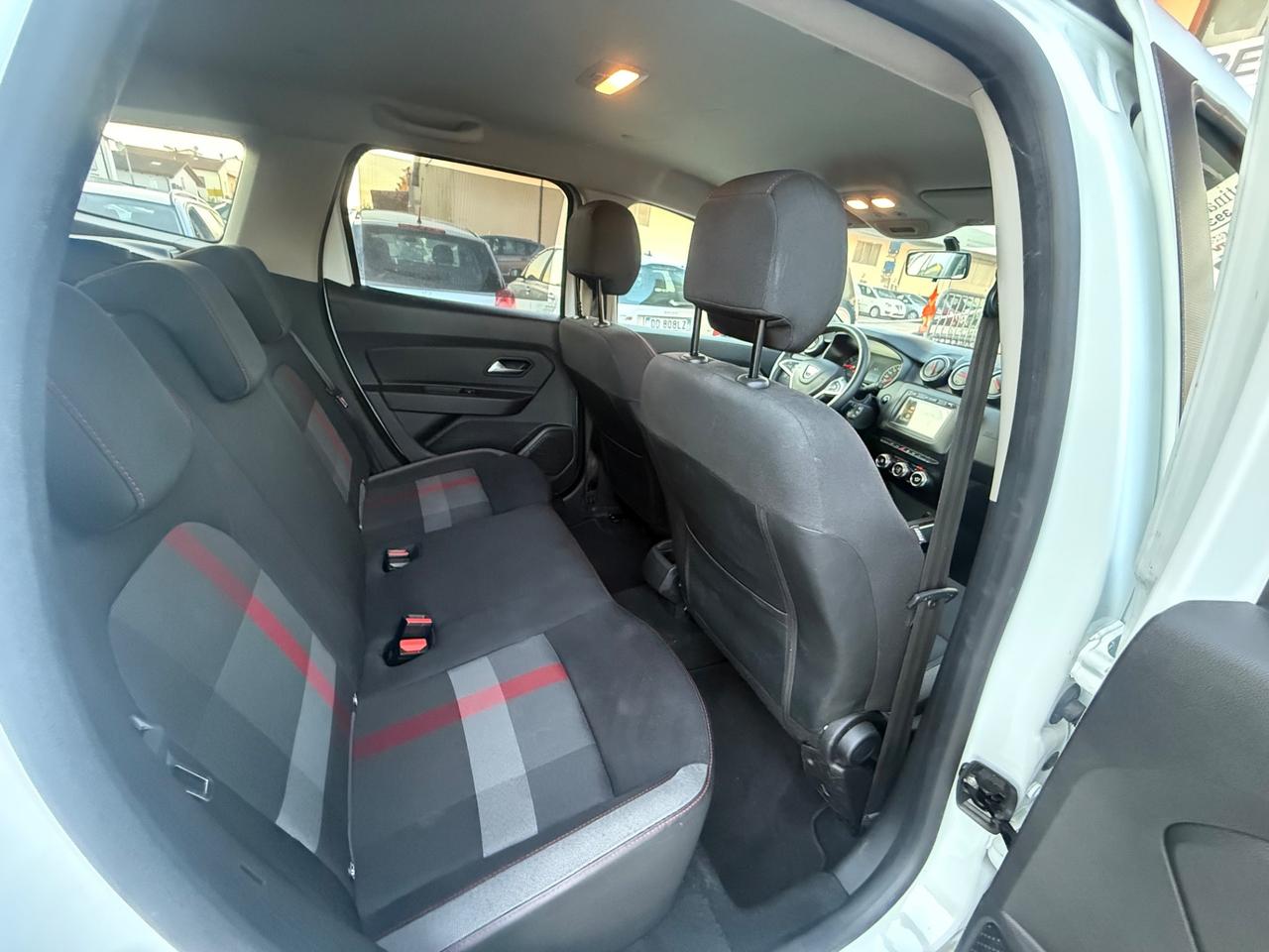 Dacia Duster 1.6GPL 114CV Techroad CAMERA 360 FULL OPZ