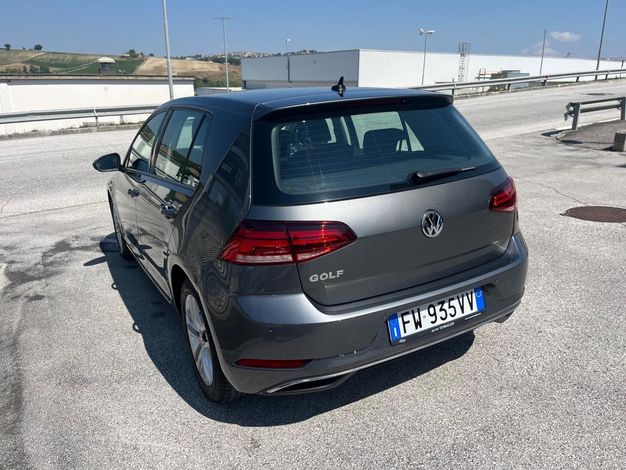 Volkswagen Golf 1.6 TDI 115 CV 5p. Business BlueMotion Technology