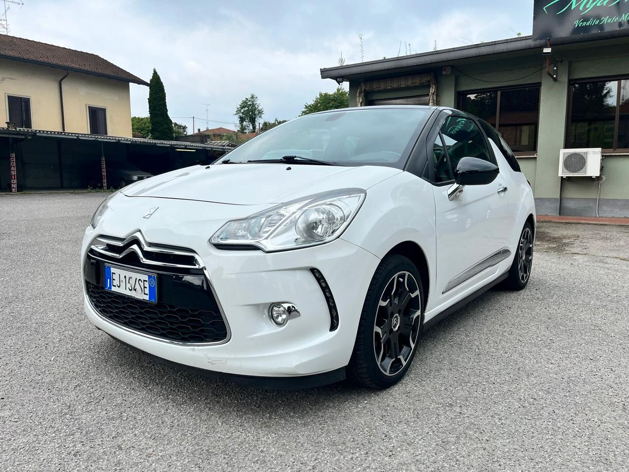 Ds DS3 DS 3 1.6 THP 155 Just Black
