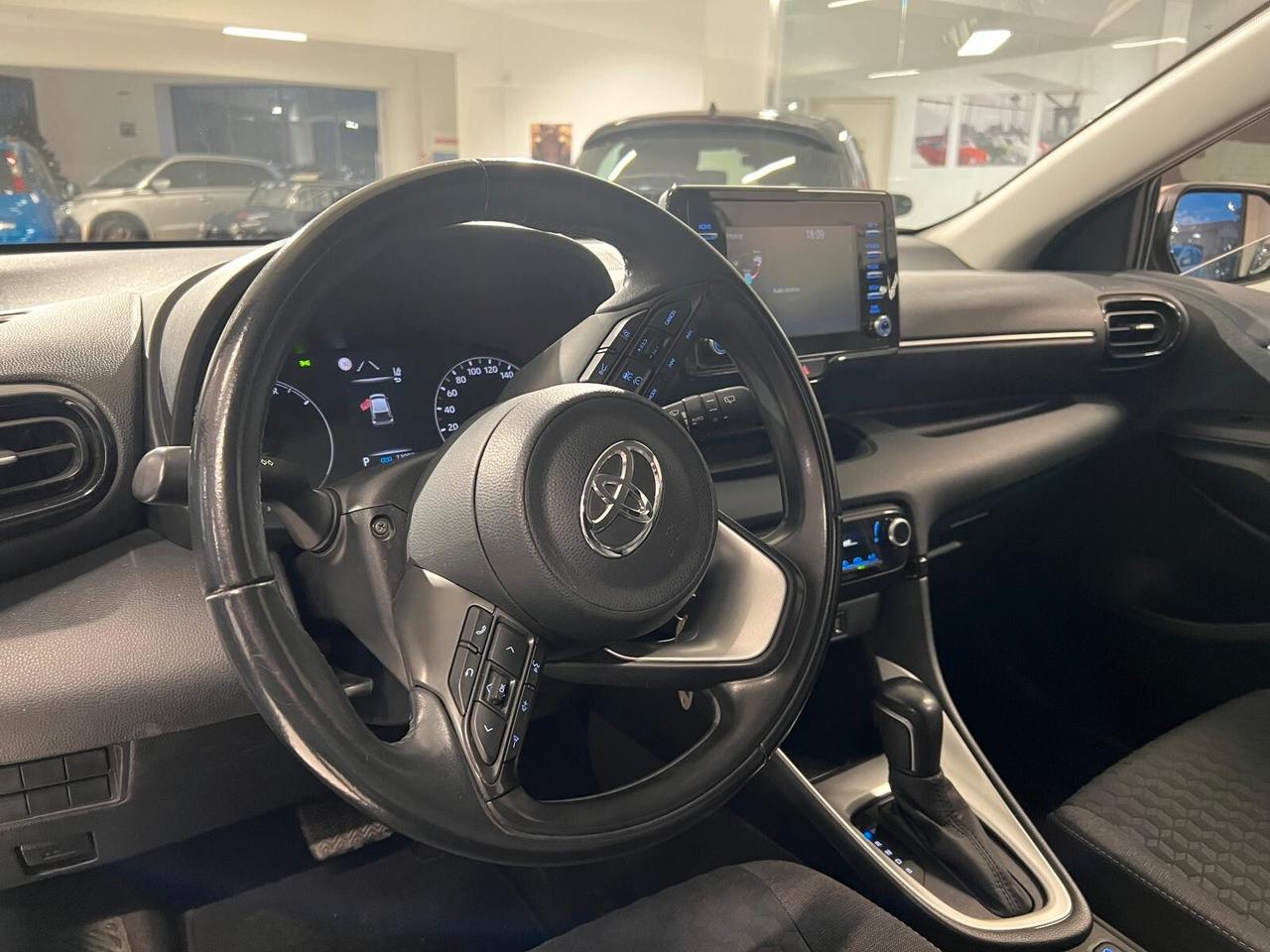 Toyota Yaris 1.5 Hybrid 5 porte Business