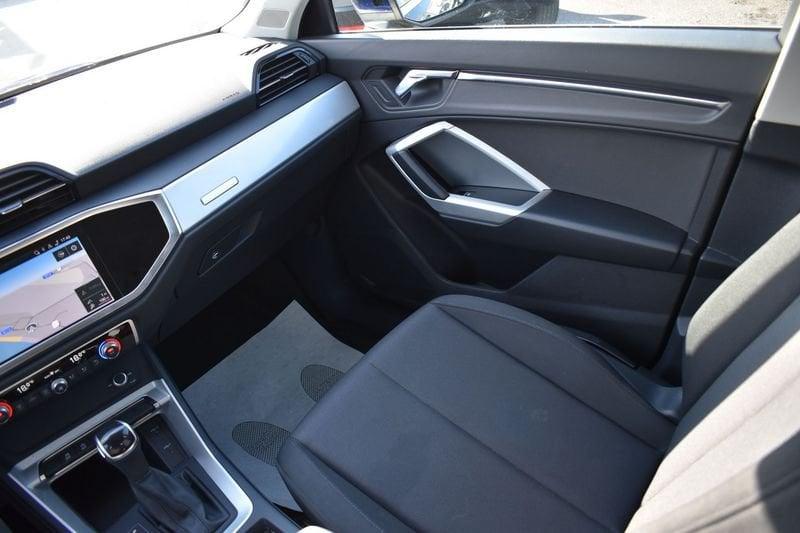Audi Q3 35 TDI quattro S tronic Business Advanced