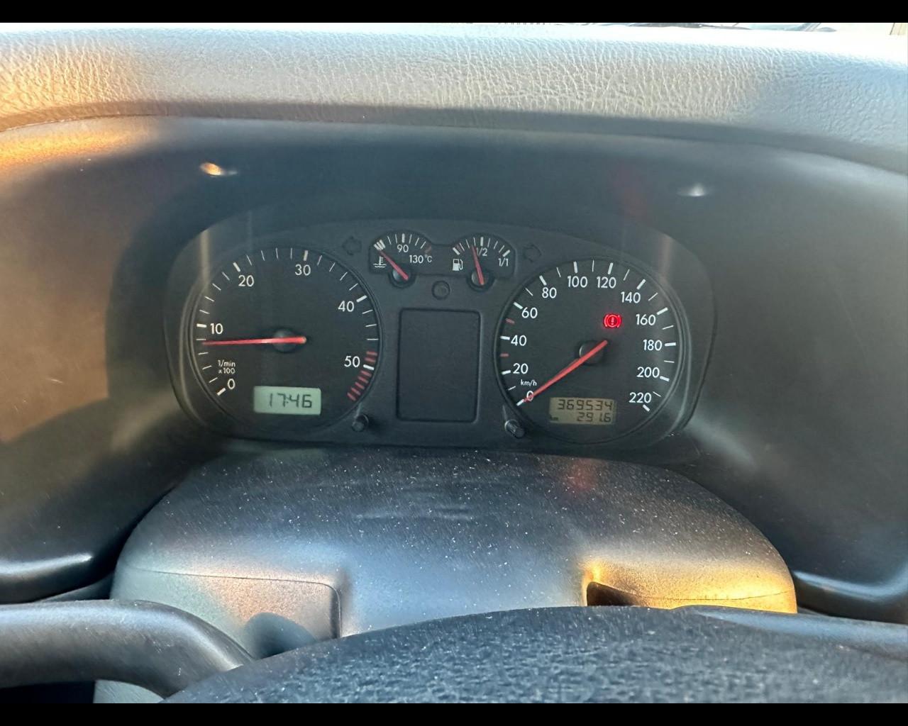 VOLKSWAGEN Transporter 4ª s. - Transp. 2.5 TDI/150CV cat Multivan