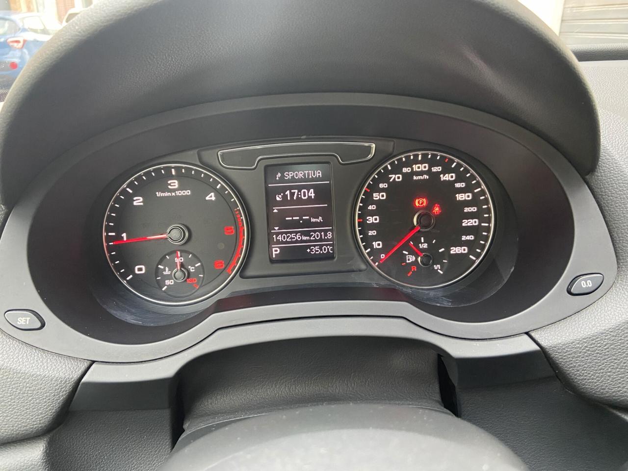 Audi Q3 2.0 TDI 150 CV quattro S tronic S-Line