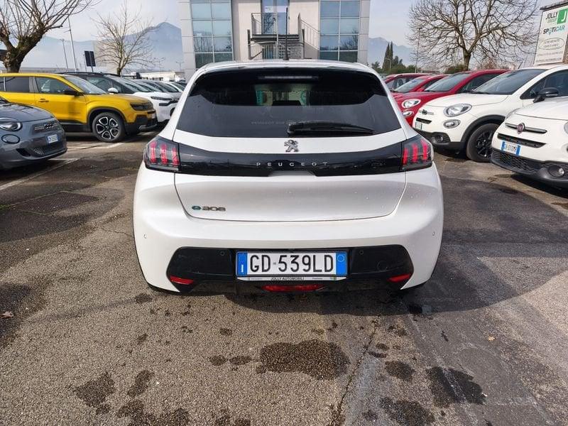 Peugeot 208 motore elettrico 136 CV 5 porte Allure