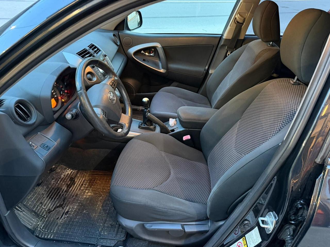 Toyota RAV 4 RAV4 2.2 D-4D 150 CV Lounge