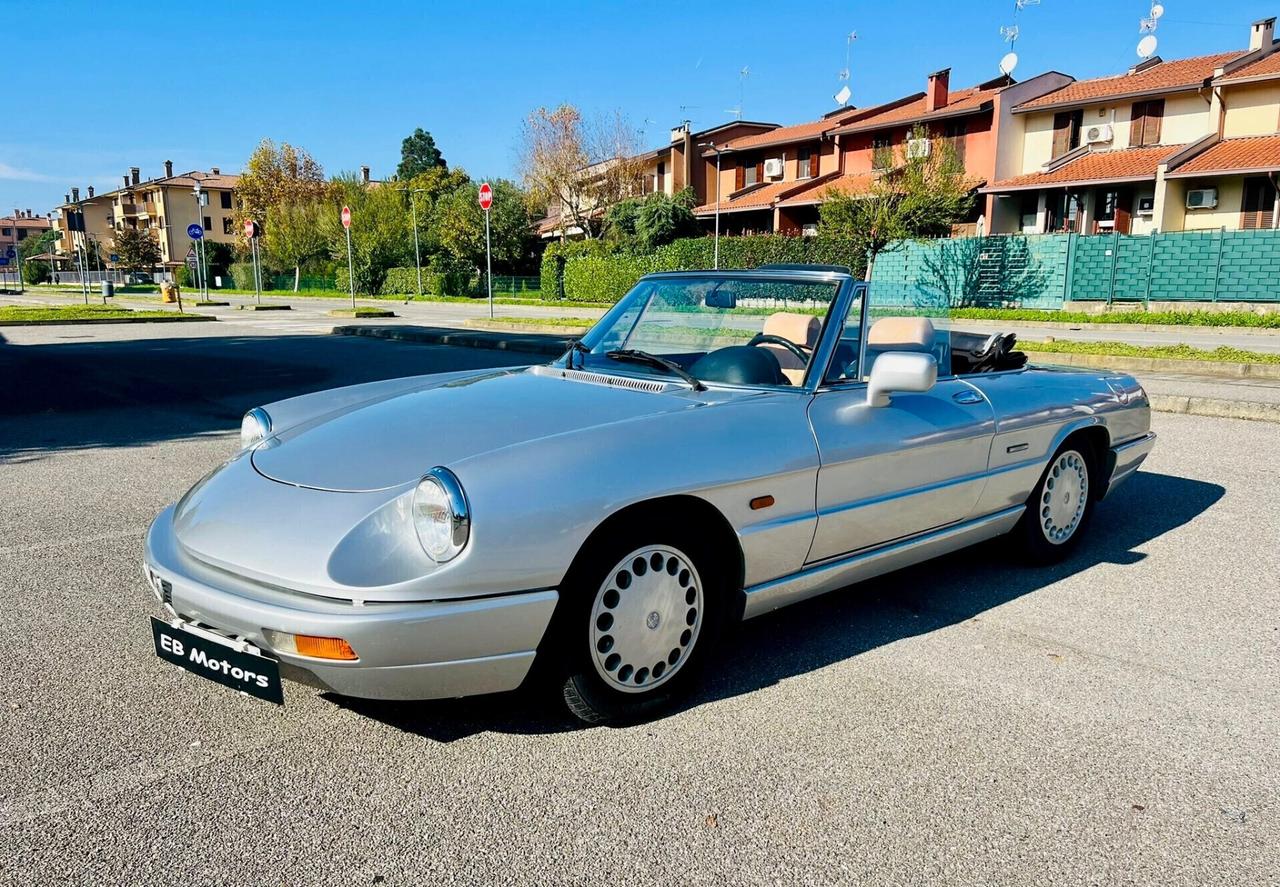 Alfa Romeo Spider Duetto 1.6 Carburatori