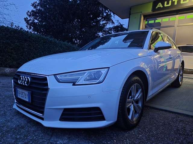Audi A4 Avant 35 2.0 tdi Business Sport 150cv s-tronic