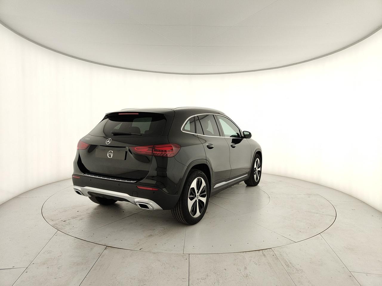 Mercedes-Benz GLA 200 d