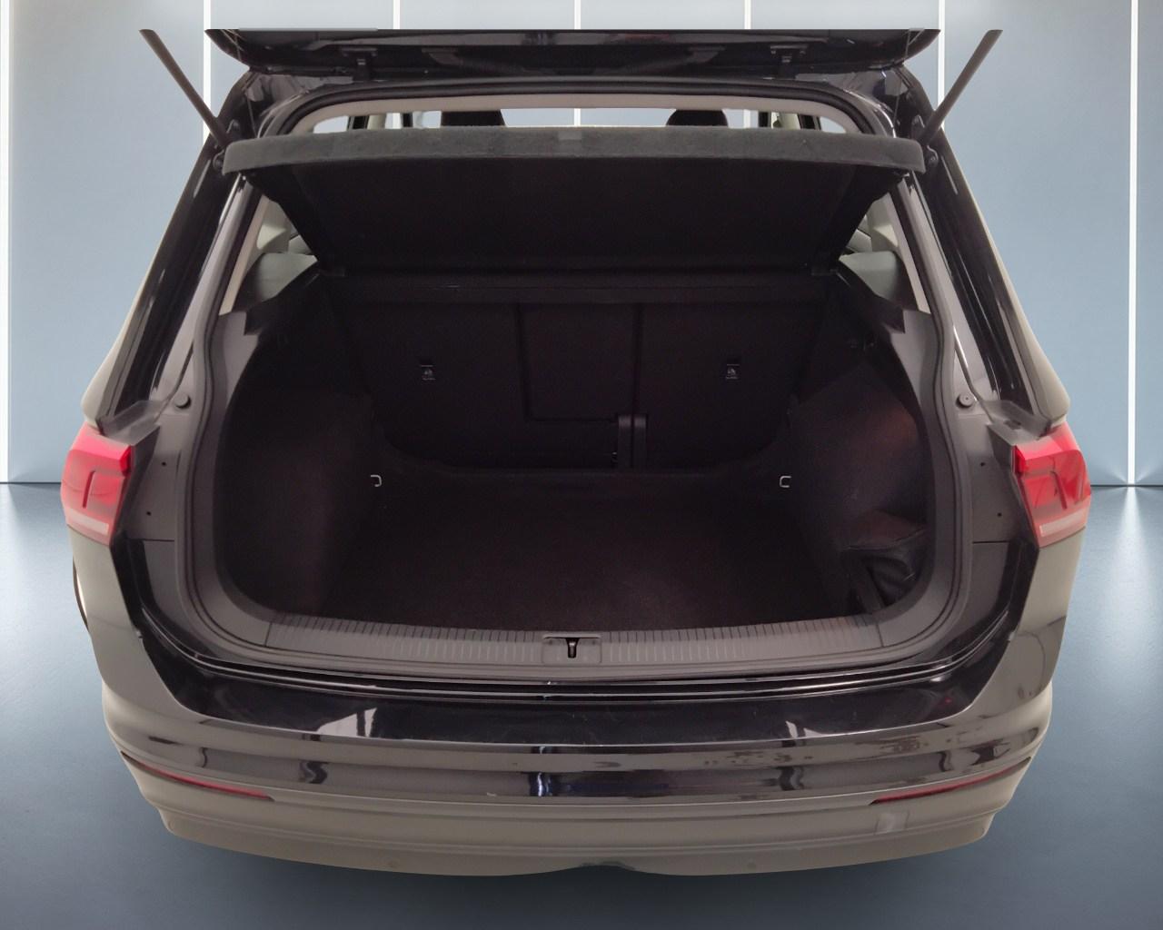 VOLKSWAGEN Tiguan II 2016 - Tiguan 1.6 tdi Business 115cv