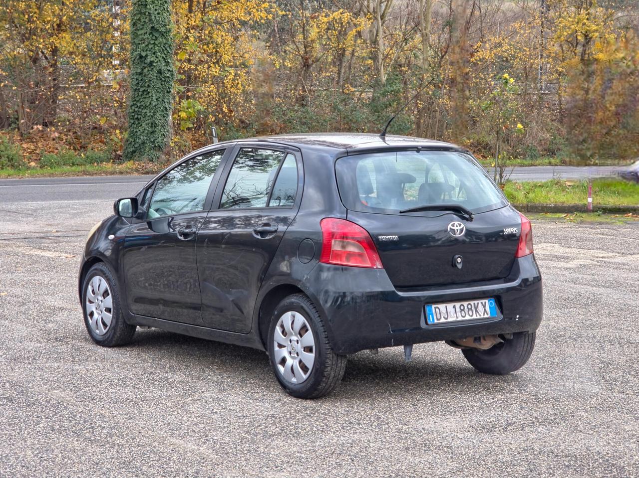 Toyota Yaris 1.3 5 porte 2007-E4 Manuale NEO Benzina