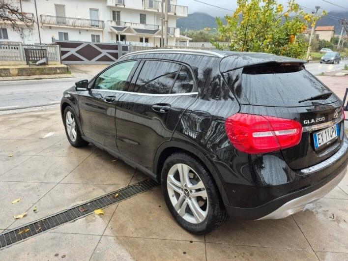 Mercedes-benz GLA 200 GLA 200 CDI Automatic Premium