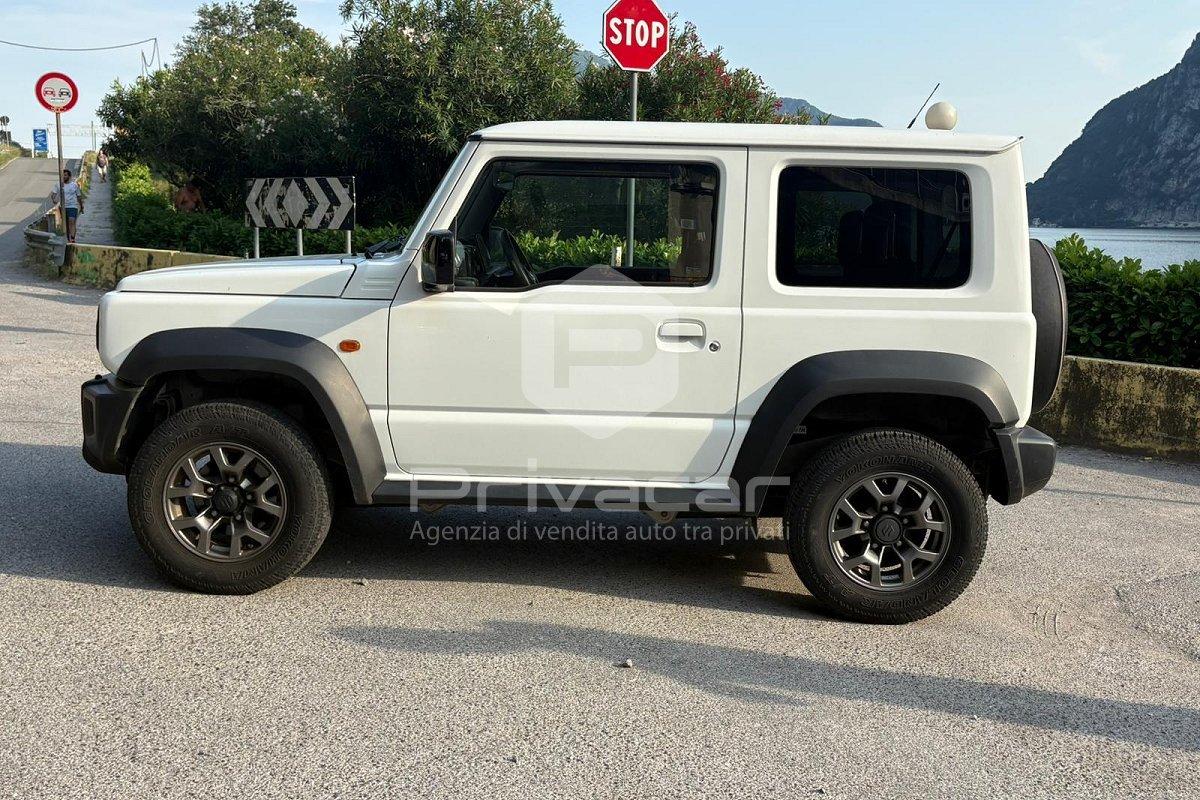 SUZUKI Jimny 1.5 5MT Top
