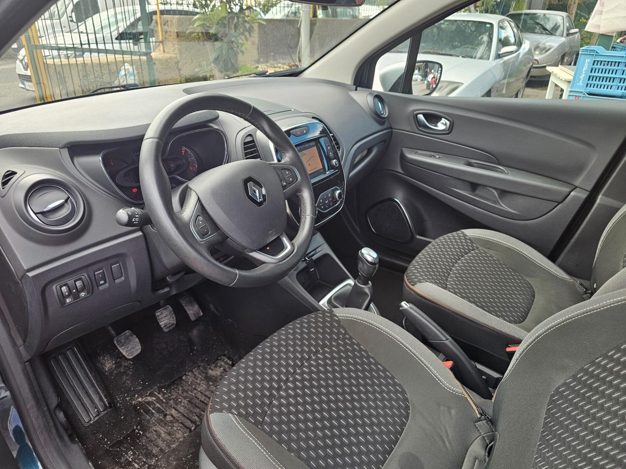 Renault Captur dCi 8V 90 CV EDC Start&Stop Energy Intens