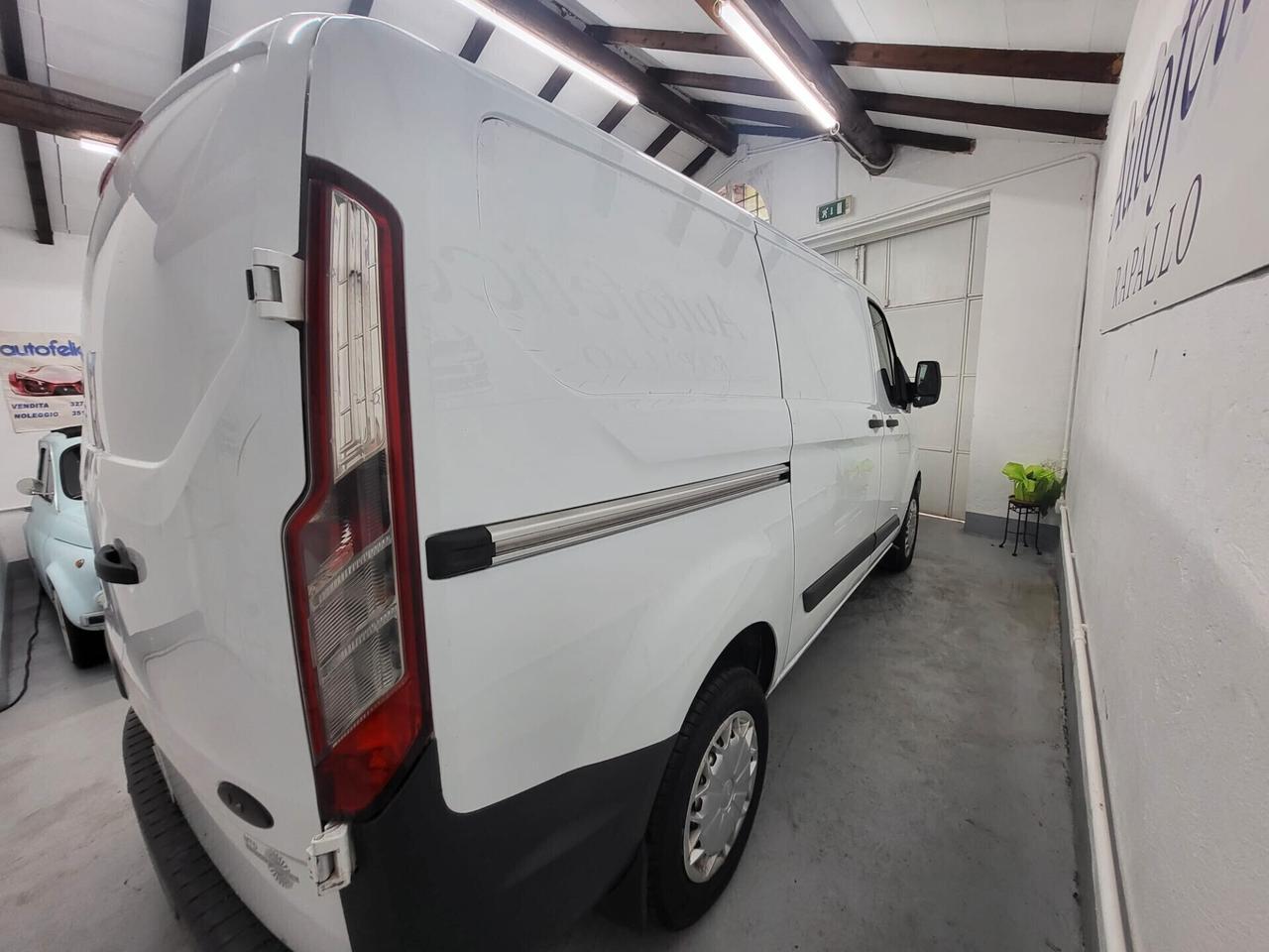 Ford transit custom 2.2 TDI 125cv anno 2014