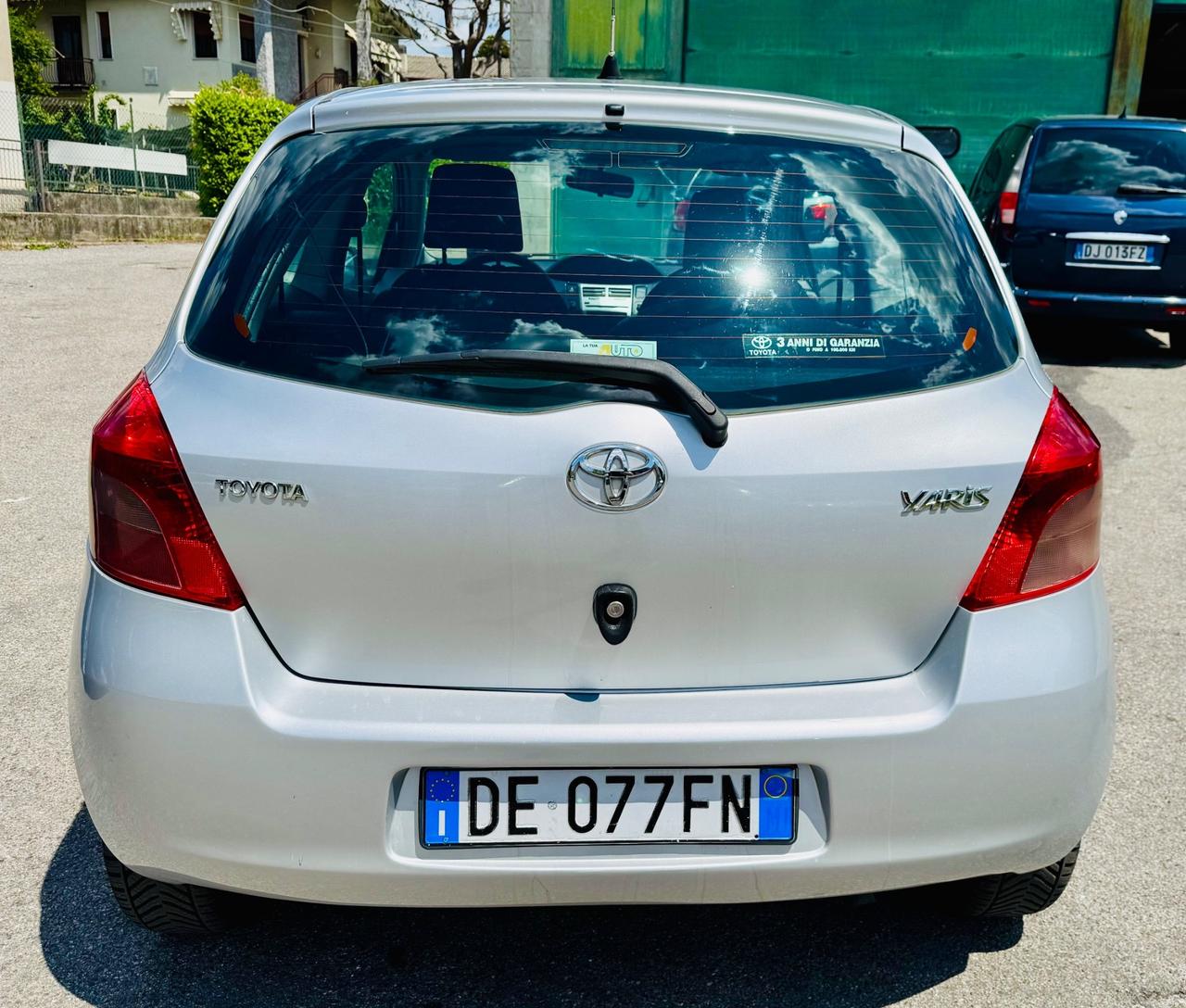 Toyota Yaris 1.0 3 porte Ok Neopatentati