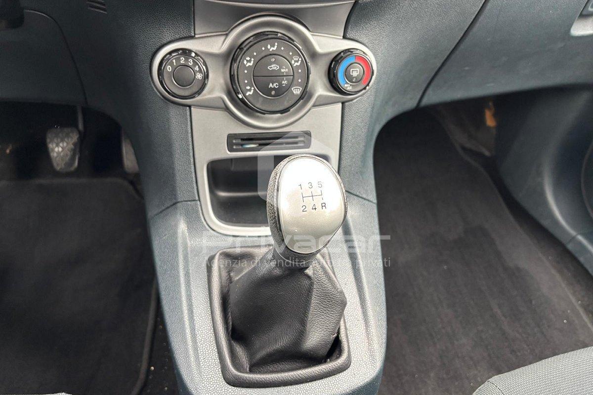 FORD Fiesta 1.4 TDCi 70CV 5 porte Titanium