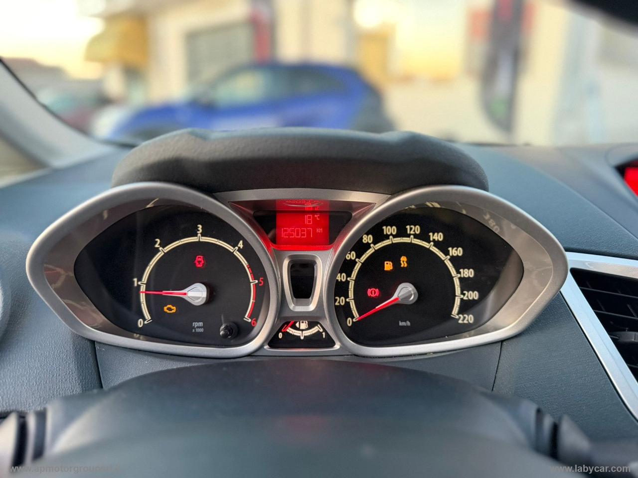 FORD Fiesta 1.4 TDCi 68 CV 5p. Titanium