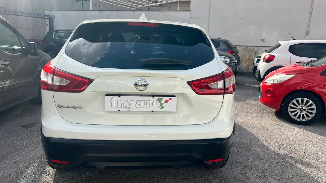 Nissan Qashqai 1.2 DIG-T Visia