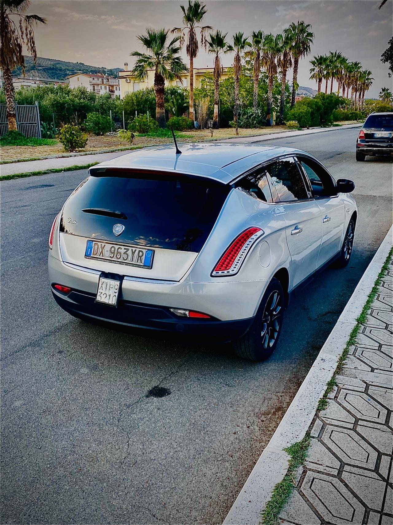 Lancia Delta 1.6 MJT DPF Platino