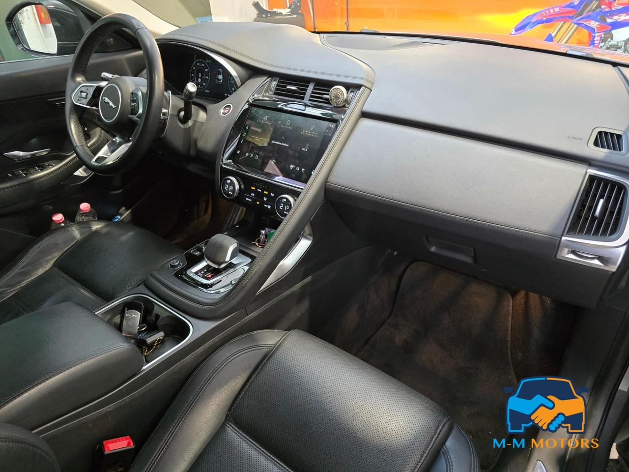 Jaguar E-Pace 2.0d i4 mhev R-Dynamic SE awd 204cv auto